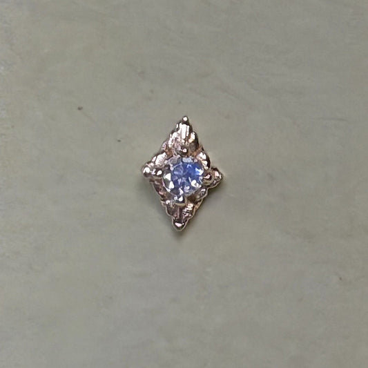 AD tl yg venus w/moonstone